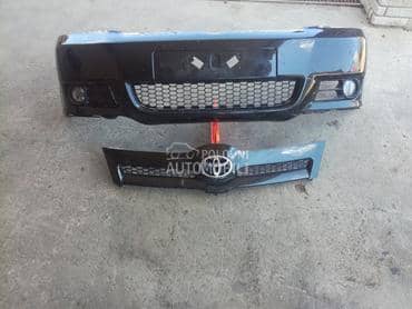 prednji branik za Toyota Corolla Verso za 2004. god.