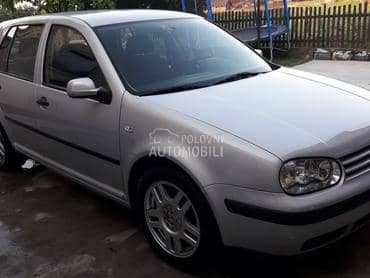 Volkswagen Golf 4 - kompletan auto u delovima