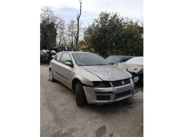 Fiat Stilo 2003. god. -  kompletan auto u delovima