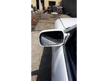 Retrovizori za Toyota Carina za 1986. god.