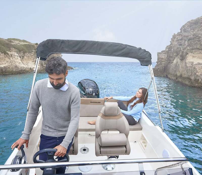 Quicksilver 605 Sundeck i Mercury 115