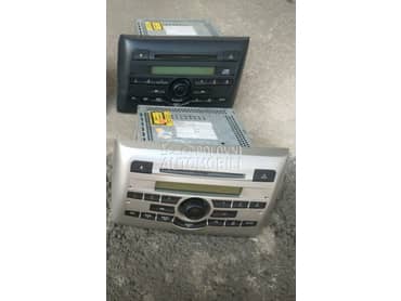 Fabricki CD plejer sivi za Fiat Stilo
