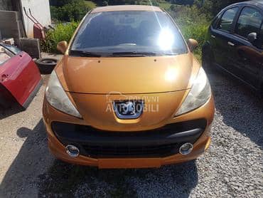 Peugeot 207 2008. god. -  kompletan auto u delovima