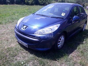 branik 207 za Peugeot 207 od 2007. do 2011. god.
