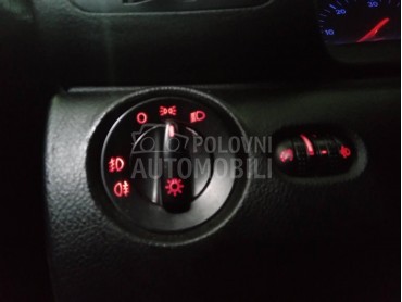 Prekidac glavnog svetla za Volkswagen Passat B5 od 1998. do 2005. god.