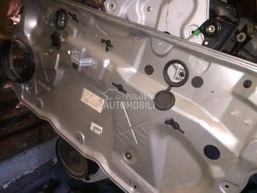 podizac za Volkswagen Touran od 2003. do 2009. god.