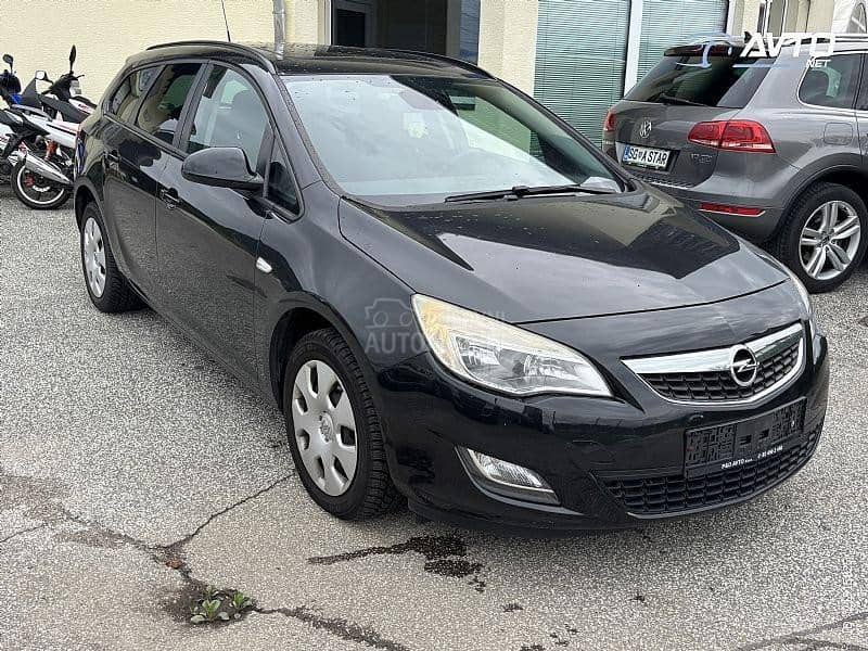 Opel Astra H 1.4 benc