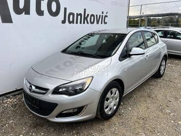 Opel Astra J 150 000 k m
