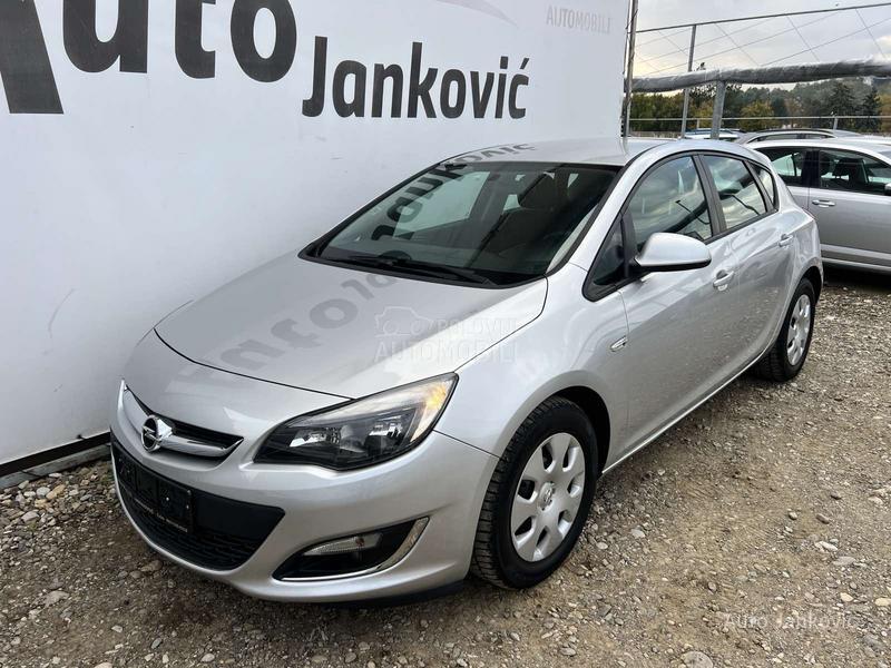 Opel Astra J 150 000 k m