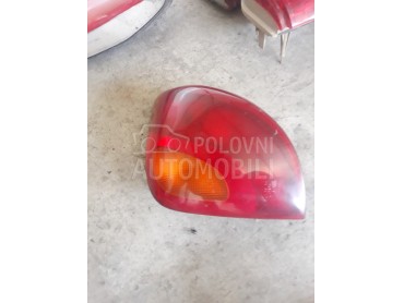 Leva stop lampa za Ford Fiesta od 1996. do 2001. god.