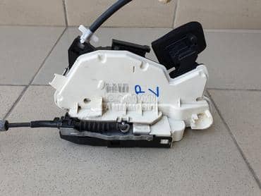 BRAVA UNUTRAŠNJA za Volkswagen Golf 6 od 2008. do 2012. god.