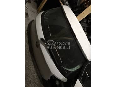 gepek vrata f20 za BMW Serija 1