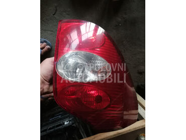 stop svetlo za Renault Laguna od 2000. do 2007. god.