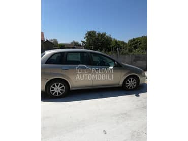 Fiat Croma -  kompletan auto u delovima