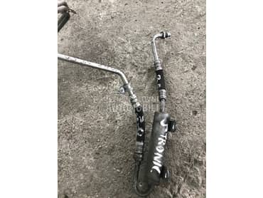 Hladnjak menjaca za Audi Q5