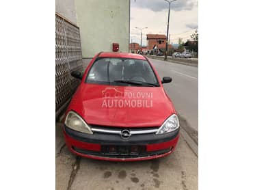 Opel Corsa C 2003. god. -  kompletan auto u delovima