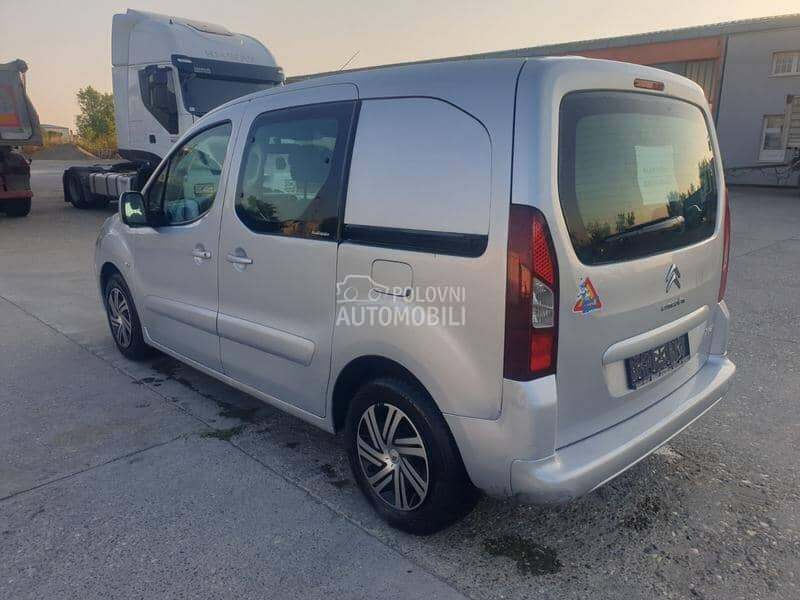 Citroen Berlingo 2006. god. -  kompletan auto u delovima