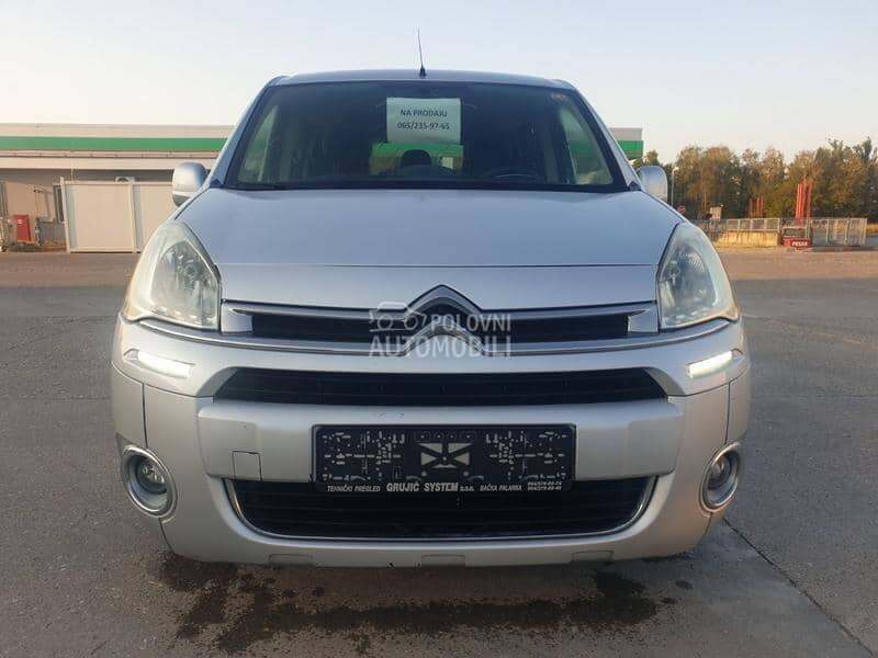 Citroen Berlingo 2006. god. -  kompletan auto u delovima