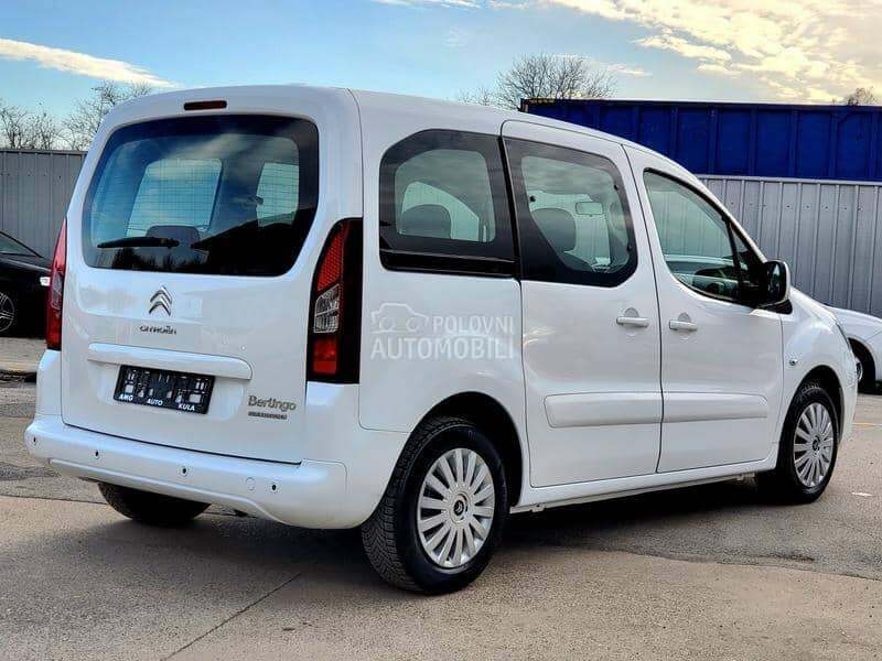 Citroen Berlingo 2006. god. -  kompletan auto u delovima