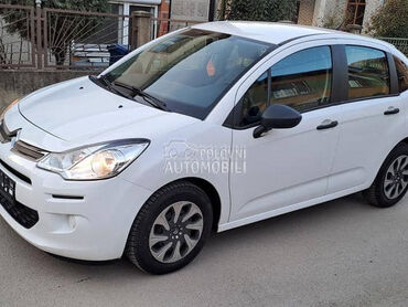 Citroen C3 2010. god. -  kompletan auto u delovima
