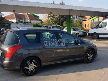 Peugeot 308 2009. god. -  kompletan auto u delovima