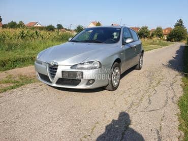 Delovi za Alfa Romeo 147