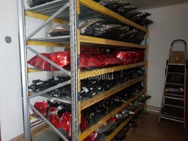 Svetlosna grupa za Peugeot 107, 206, 207 ...