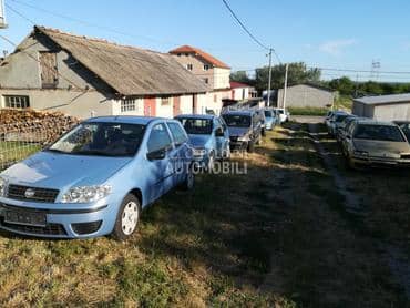 Fiat Punto - kompletan auto u delovima