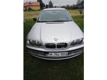 BMW 318 -  kompletan auto u delovima