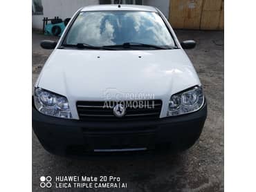 Fiat Punto 2005. god. -  kompletan auto u delovima