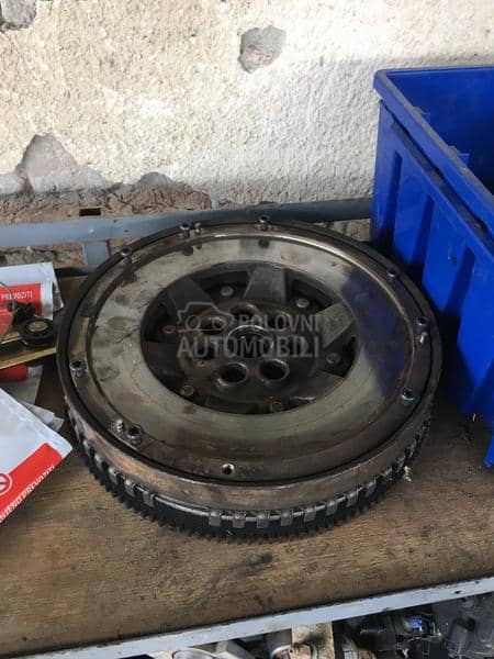 Renault Scenic -  kompletan auto u delovima