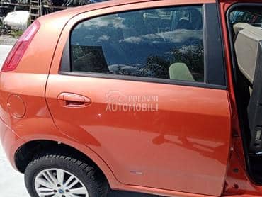 Zadnja desna vrata narandzasta za Fiat Grande Punto od 2005. do 2012. god.