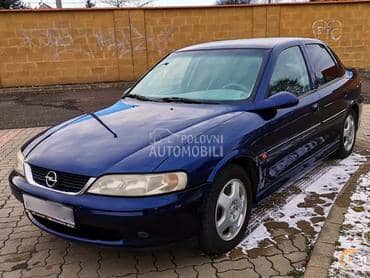 Opel Vectra B 1.6 -  kompletan auto u delovima
