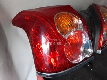Desna Stop Lampa HECBEK za Toyota Avensis od 2006. do 2009. god.