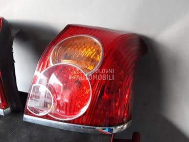 Leva Stop Lampa LIFTBEK-HECBEK za Toyota Avensis od 2006. do 2009. god.