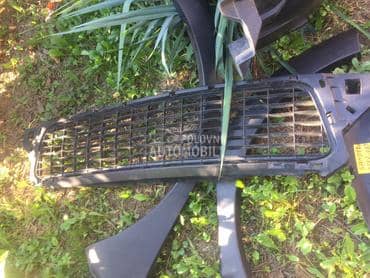 rešetka branika za Dacia Duster