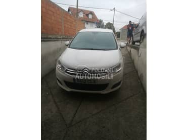 Prednji branik za Citroen C4 od 2010. do 2017. god.