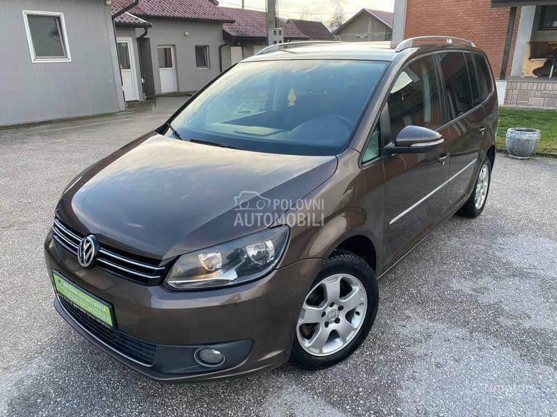 Volkswagen Touran -  kompletan auto u delovima