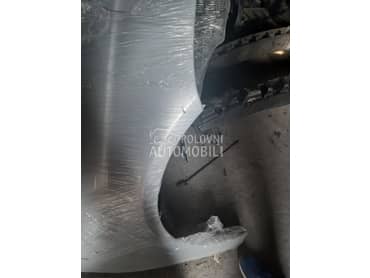 Krilo desno za Volkswagen Jetta od 2005. do 2008. god.