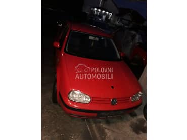 Volkswagen Golf 4 2001. god. -  kompletan auto u delovima