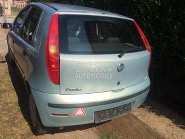Fiat Punto 2005. god. - kompletan auto u delovima