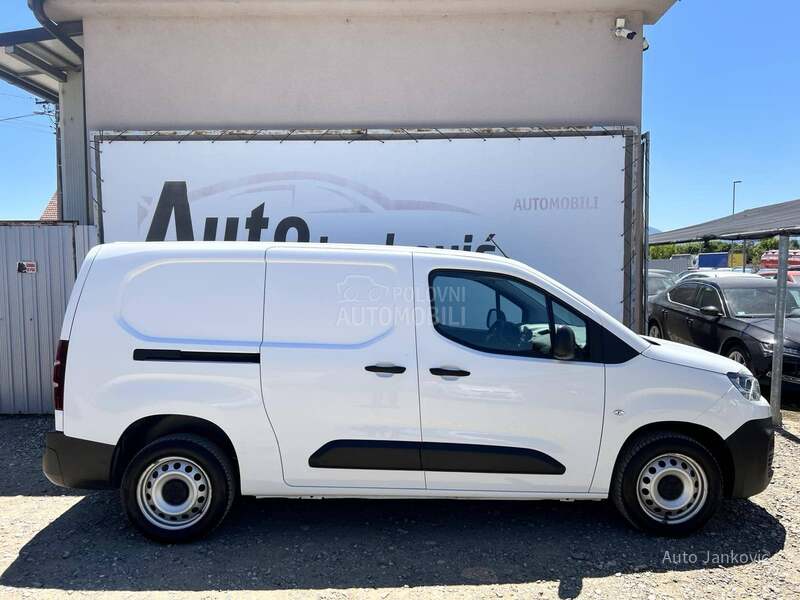 Citroen Berlingo 100 000 K M