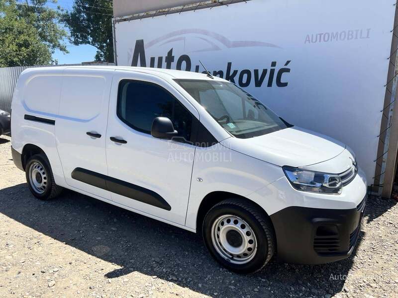 Citroen Berlingo 100 000 K M