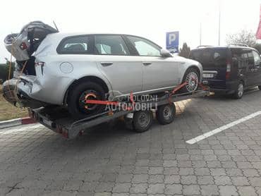 Alfa Romeo 159 - kompletan auto u delovima