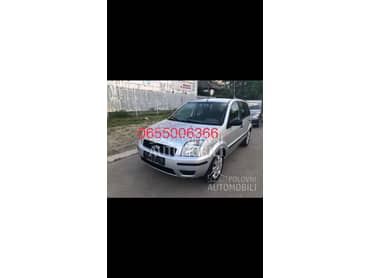 Ford Fusion 2005. god. -  kompletan auto u delovima
