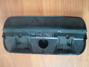 treci stop za Peugeot 106