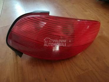 desno stop svetlo za Peugeot 206