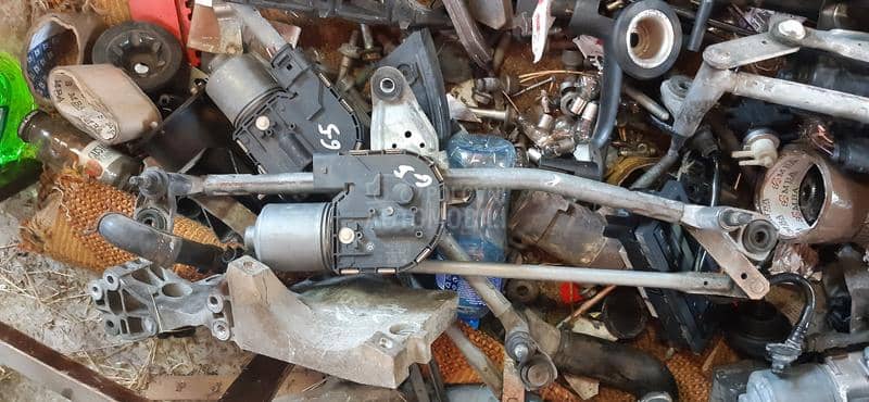 Motorce brisaca Golf 5