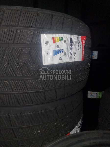 Gripmax 275/40 R19 Zimska