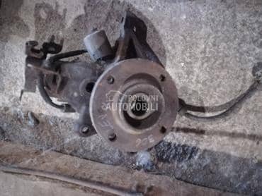 leva glavcina za Peugeot 306